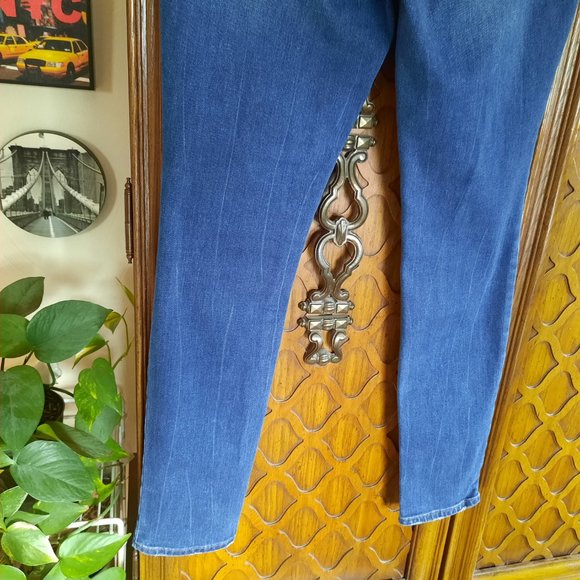 Old Navy Mid-Rise Pop Icon Skinny Crop Jeans - Dark Wash 4P - Picture 12 of 16